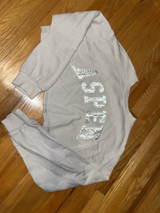 Garage Sweaters - Garage Women's Light Gray 'ASPEN' Embroidered Sweatshirt